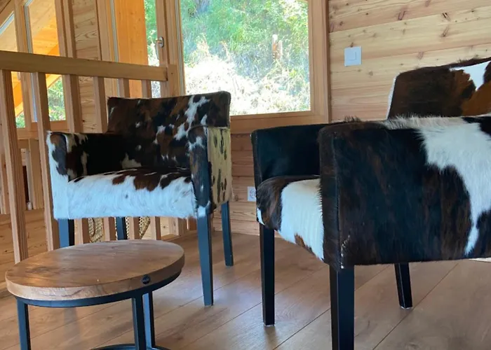 شاليه Swiss Feniks By Jolidi