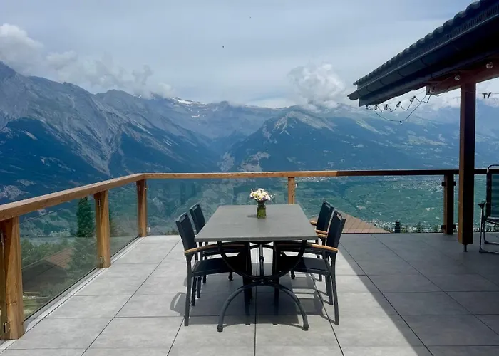 شاليه Swiss Feniks By Jolidi