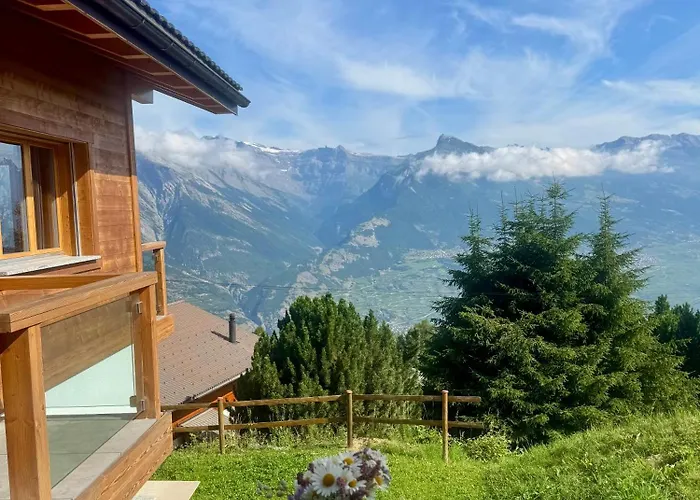 Swiss Feniks By Jolidi شاليه *