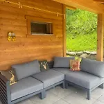 شاليه Swiss Feniks By Jolidi *